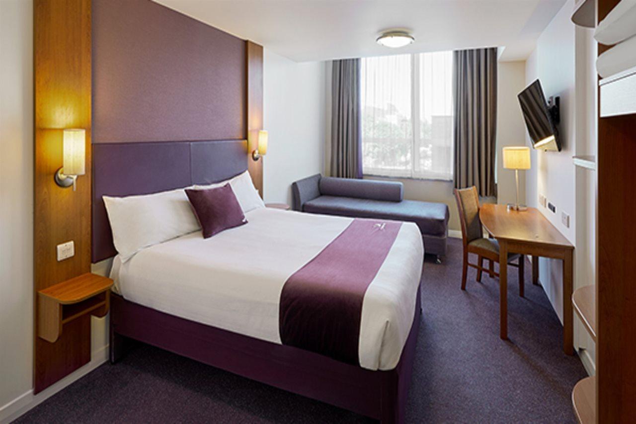 Premier Inn Cambridge Girton  Dış mekan fotoğraf