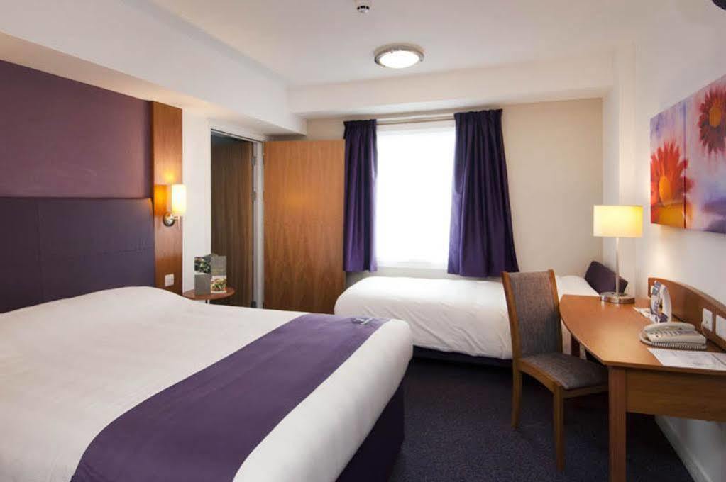 Premier Inn Cambridge Girton  Dış mekan fotoğraf